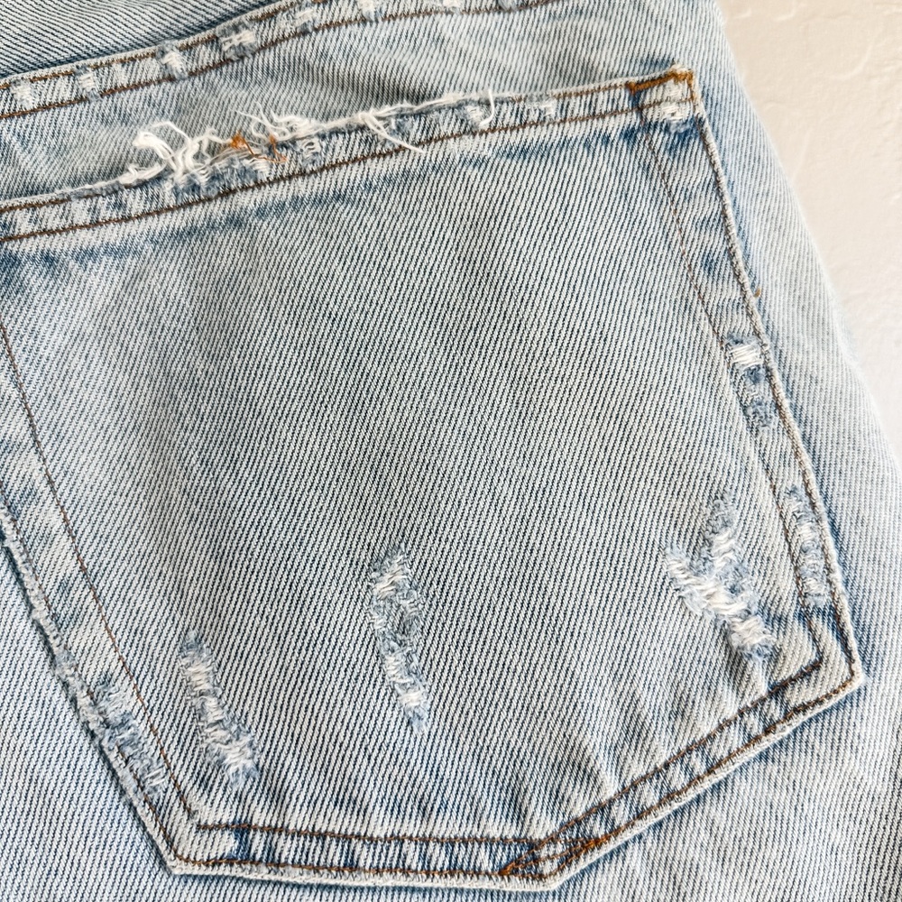 AGOLDE Parker Vintage Cutoff Denim Shorts Light Wash Distress Women’s - Size 32 - Picture 10 of 13